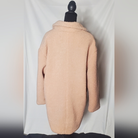 Sherpa Coat - Picture 4 of 5